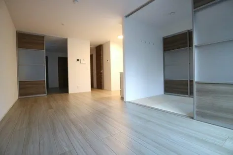 Clashist中宮 South【1階】の居間