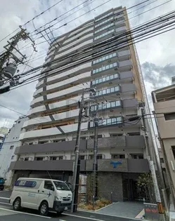 セレニテ本町東リアン【6階】の外観