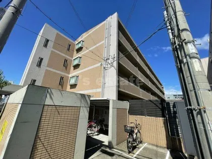 プロニティ・ユー【2階】の外観