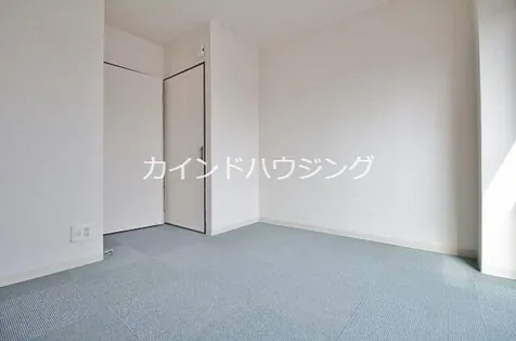 セラ天下茶屋【1階】の居間