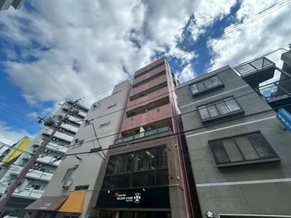 ブリリアン大国【3階】の外観