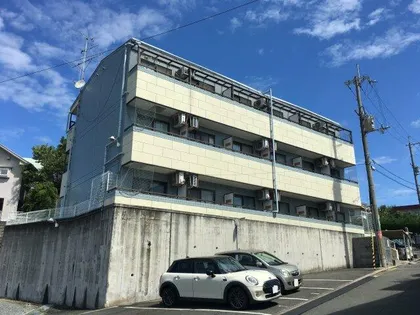 アルバマンション【205号室】の外観