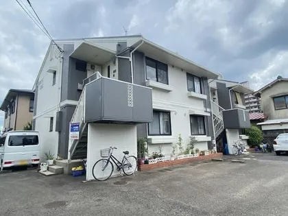 レイクサイドハウスの画像