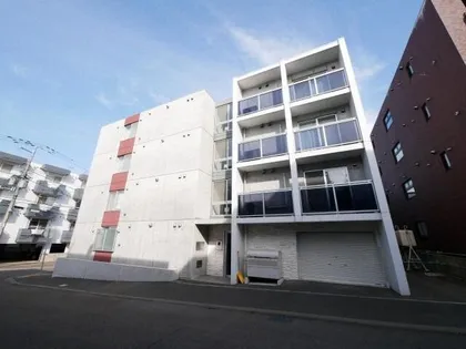 北海道札幌市白石区南郷通14丁目北【マンション】の外観