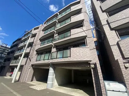 カサール ガルシアの画像