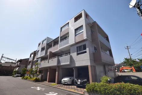 ローレルアベニューの画像