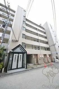 スペースシャトー中津【3階】の外観