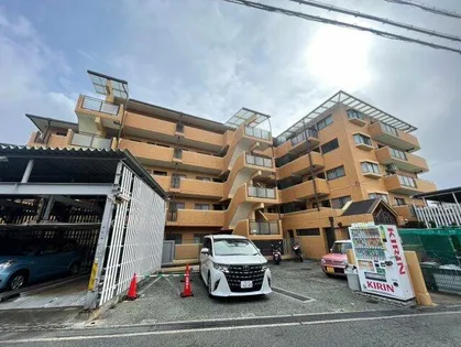 ロイヤルヒルズ待兼山の画像