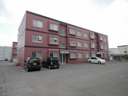 クリスタルリバー参番館【2階】の外観