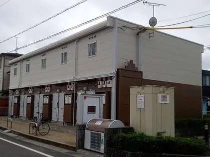 レオパレスグローセ【2階】の外観