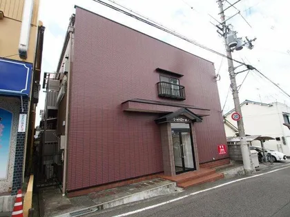 マンションシャトロー【2階】の外観