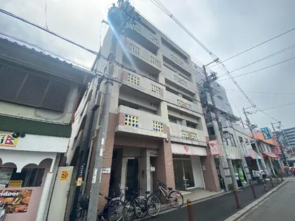 ベルメゾン相川【3階】の外観
