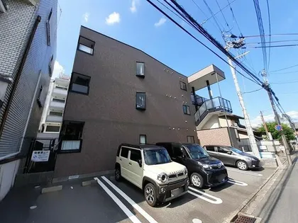 ジェルメ行伊【2階】の外観