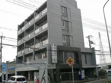 荒川ビル【4階】の外観