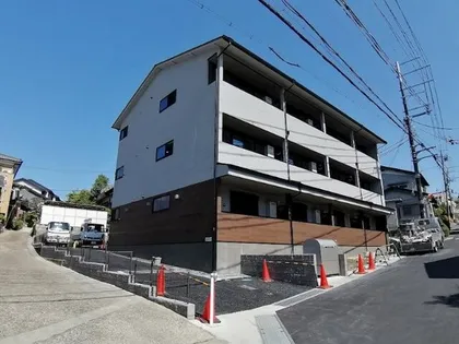 京都府宇治市宇治下居【アパート】の外観