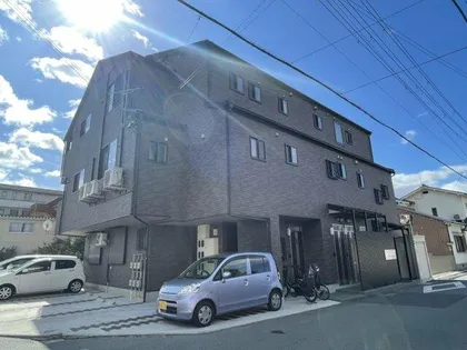 サファイア伊伝居4号の画像