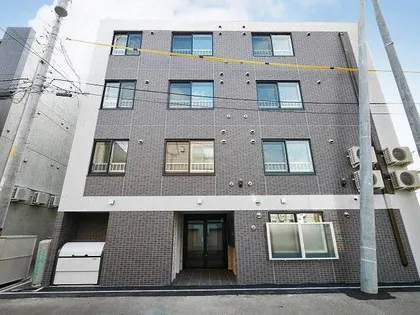 北海道札幌市豊平区平岸三条4丁目【マンション】の外観