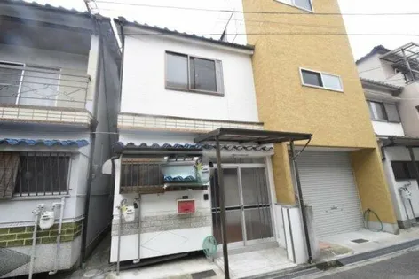 大阪府羽曳野市高鷲10丁目【一戸建】の外観