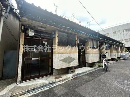 大阪府門真市新橋町【テラスハウス】の外観