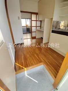 カブリオレ【1階】の玄関