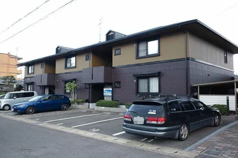 ジュネス・ドヌール【1階】の外観