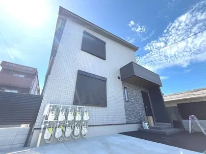 リーブルコート西裏【1階】の外観