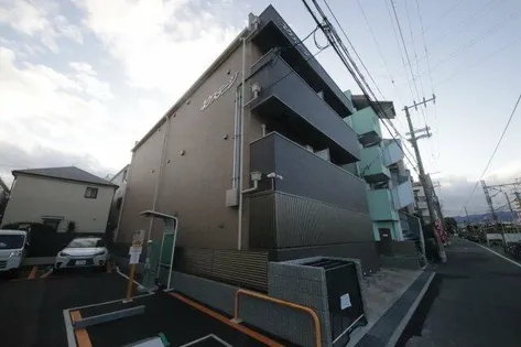ネクステージ七松町【301号室】の外観