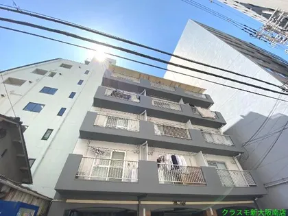 マンションFuji【2階】の外観