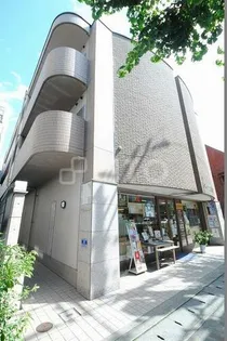 アヴェニールの画像