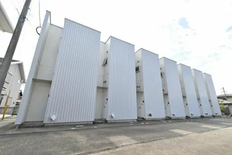 イーストレガロの画像