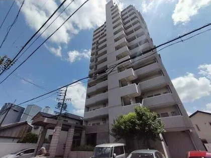 ライオンズマンション名駅西【2階】の外観