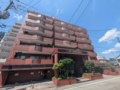 ロマネスク六ツ門の画像