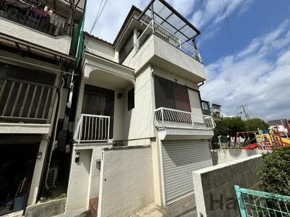 大阪府豊中市栗ケ丘町【一戸建】の外観