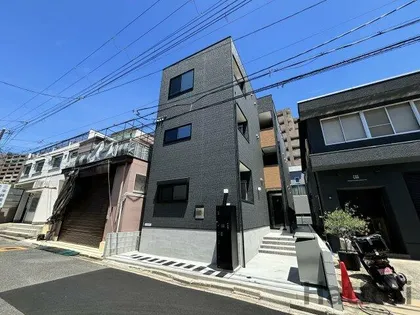 ハーモニーテラス江坂【1階】の外観