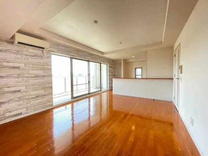 シュライン樹館【11階】の居間