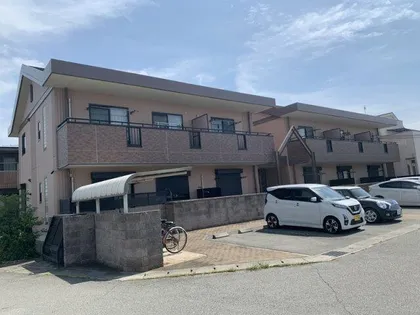 グレースコートの画像