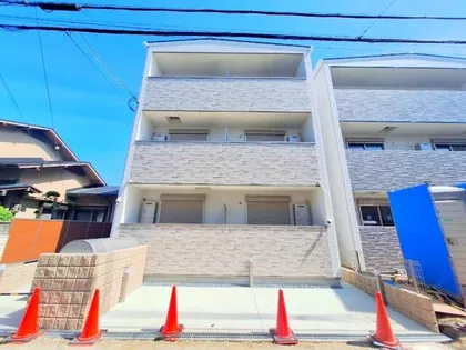 フォレストクリエオーレ城垣町壱番館【3階】の外観
