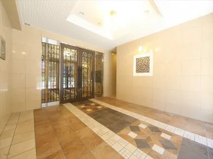 タウンライフ千種【6階】の玄関