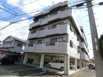 ヴァイセスシュロス南茨木【302号室】の外観