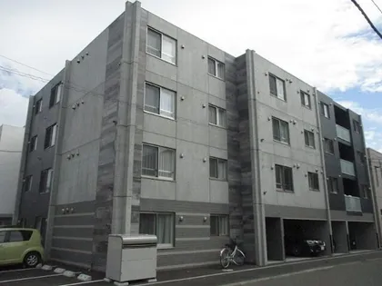 北海道札幌市東区北九条東8丁目【マンション】の外観