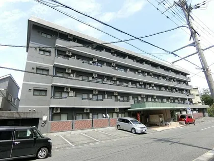 イーズ南春日丘【304号室】の外観