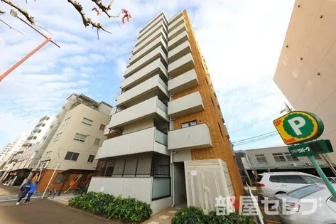 ワイズタワー徳川【5階】の外観