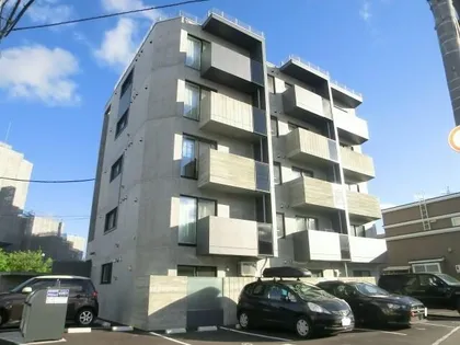 ラヴェーラ福住【5階】の外観