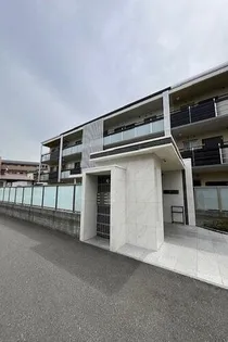 グラーティアの画像