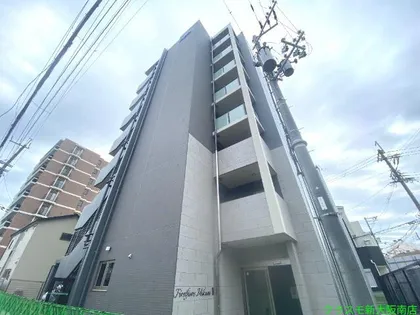 ファーストフィオーレ三国Ⅱ【3階】の外観