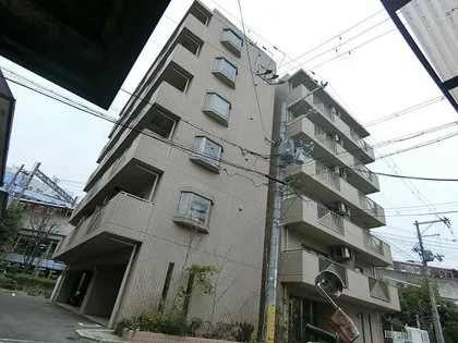 セリバノーブル【3階】の外観