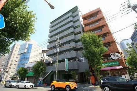 大阪府吹田市片山町1丁目【マンション】の外観