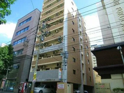 リファレンス博多駅前【4階】の外観