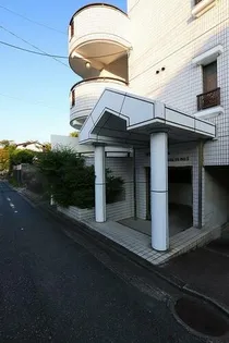 ホワイトシャトー高宮【303号室】の外観