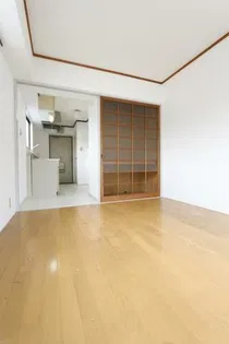 クリスタル西新の画像